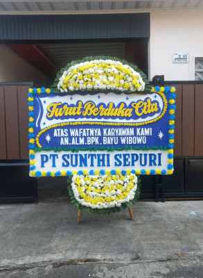 Papan Bunga Duka di Pining